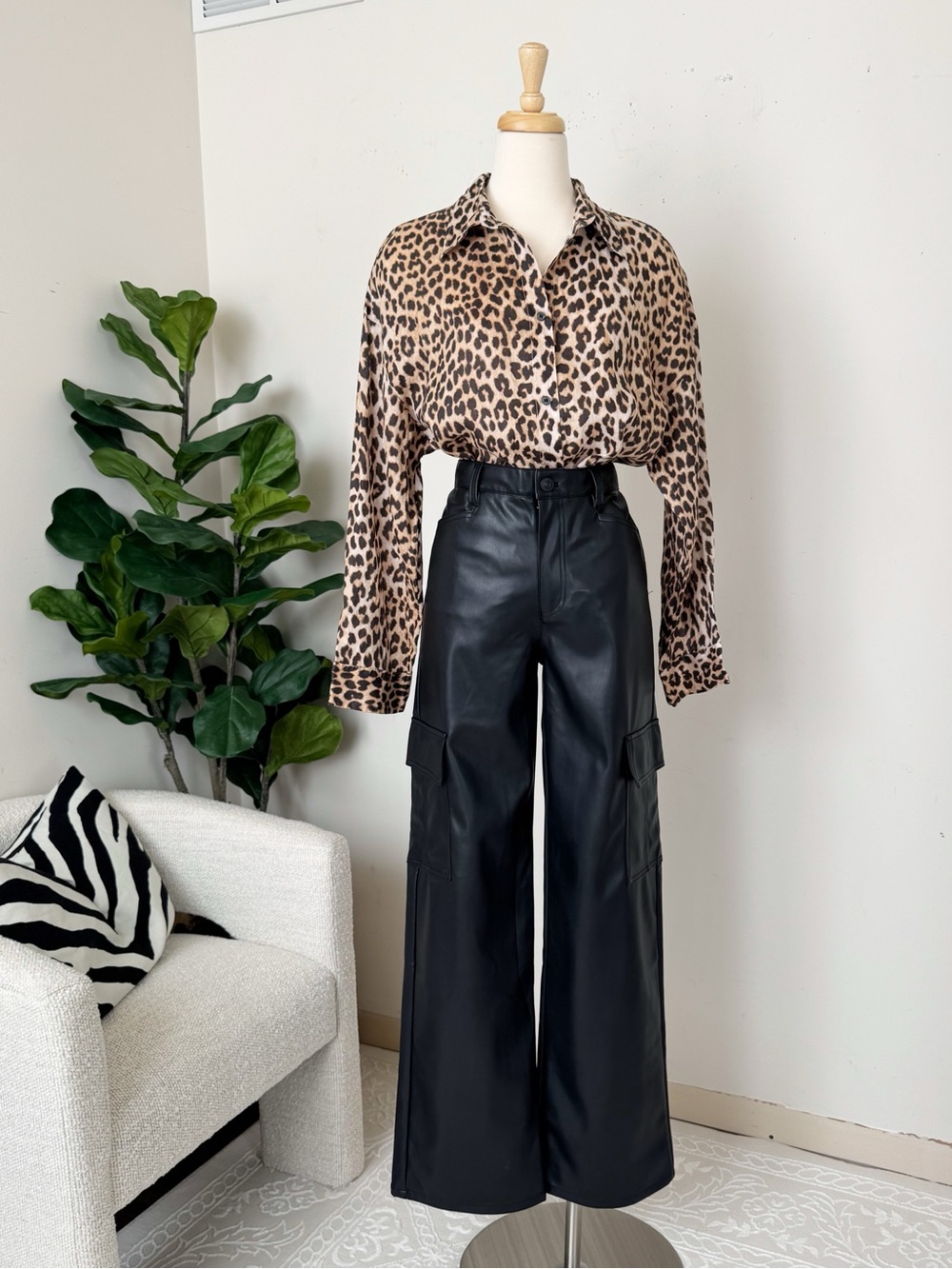 sofia by sofia vergara Black Faux Leather Cargo Pants